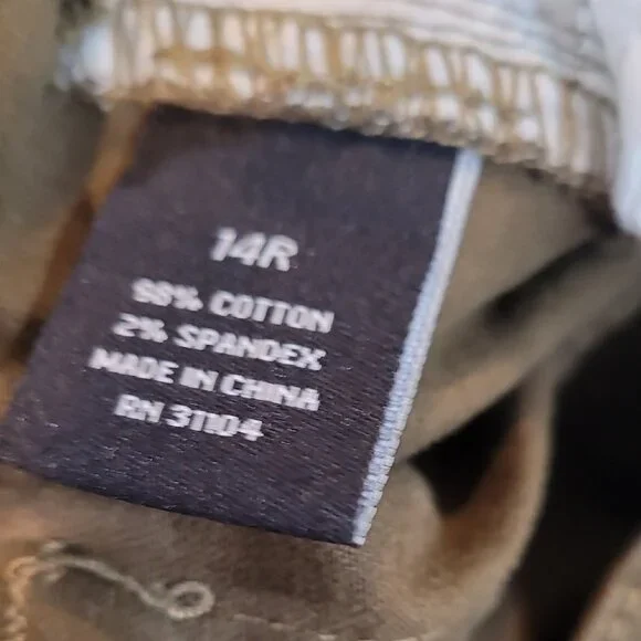 New Directions Olive Green Womens Pants Size 14P Button Detail Ankle Hem Casual - Picture 14 of 15